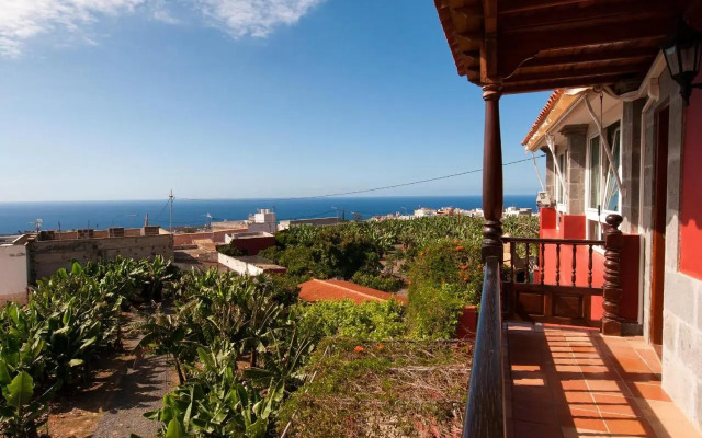 Traditional Villa Arucas by VillaGranCanaria