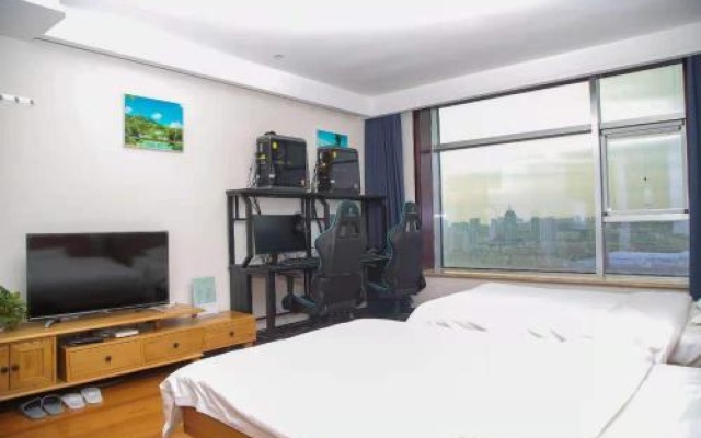 Lidu Hotel Apartment with Sea View (Wusi Square Xianggang Middle Road Shop) – Guest Rooms – Qingdao