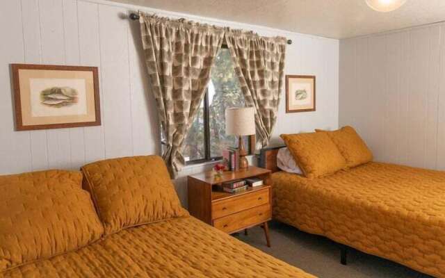 OAK Knoll Unit 9 #2407