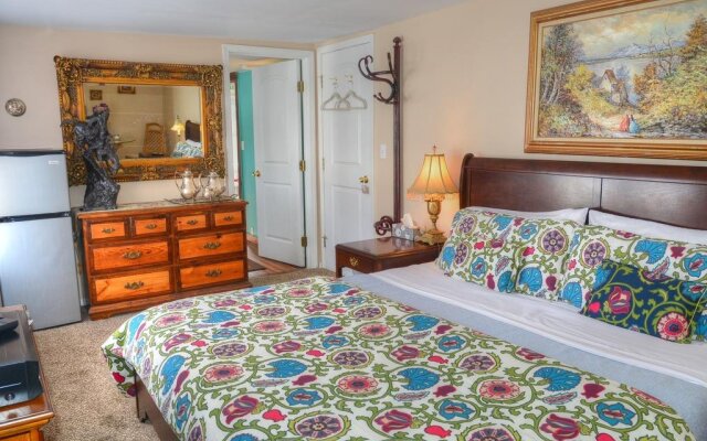 Mountain Treasure B&B