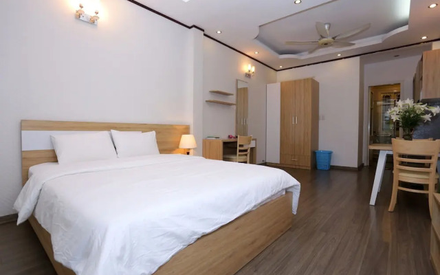 A Rich Stay Westlake 4B6-TH