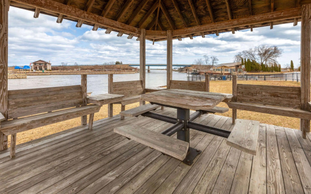 AmericInn by Wyndham Oscoda Near AuSable River