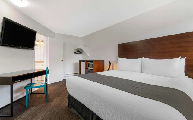 Stoke Hotel SureStay Collection by Best Western