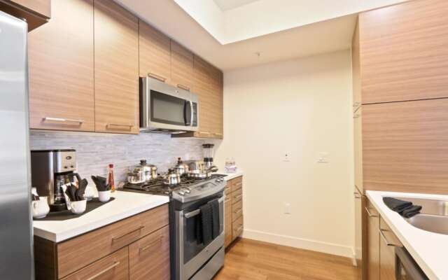 Global Luxury Suites at Koreatown