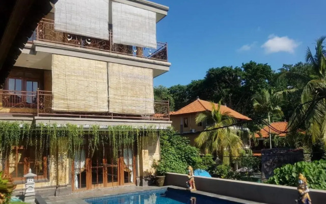 Pande Permai Bungalows