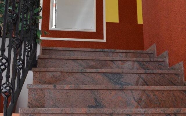 Hotel Napsugár és Gulyás Kunyhó Étterem