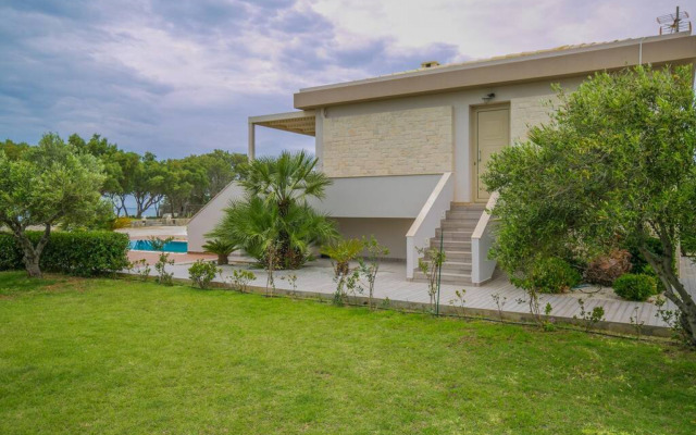 Seafront 2 bedroom villa in Ierapetra