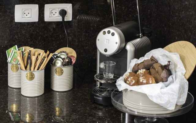 Sweet Inn Apartments- King David Crown