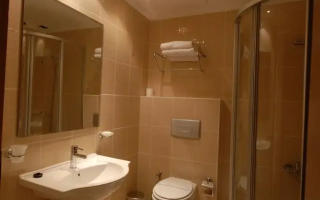 Buyuk Berk Otel