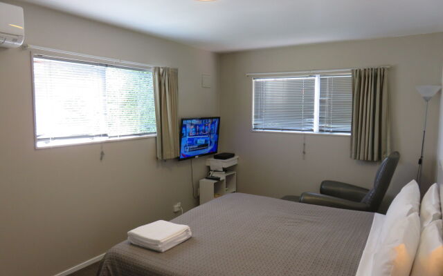 McWilliam Apartments