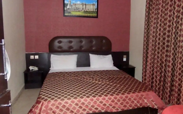 Easy Home Royal Suite