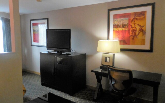 Briarwood Suites