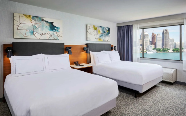 DoubleTree by Hilton Windsor Hotel & Suites