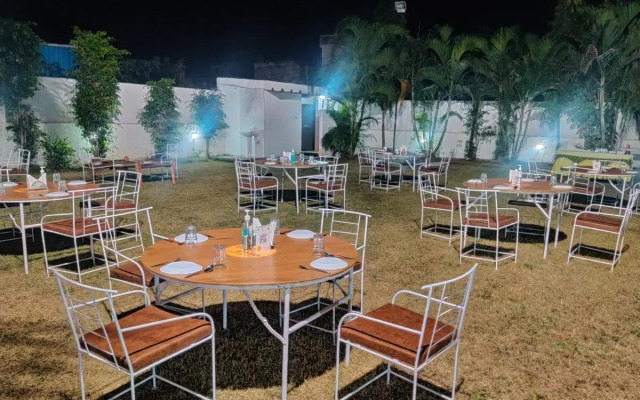 Hotel Devansh by Inspira