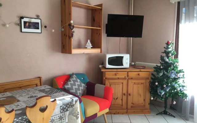 Au Pieds Des 3 Vallees