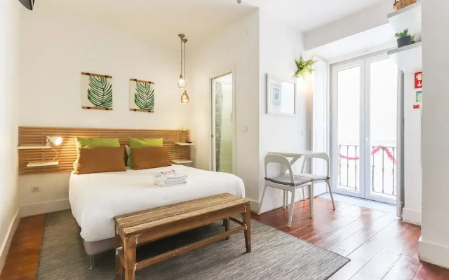 Santos Tiny Studio II by Homing