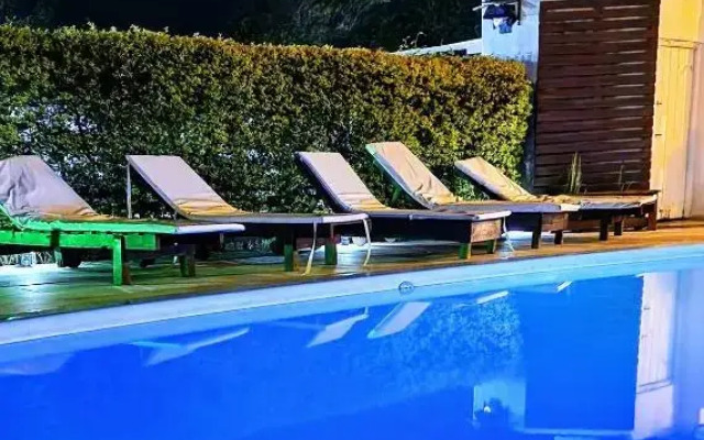 Esquina Apart Hotel