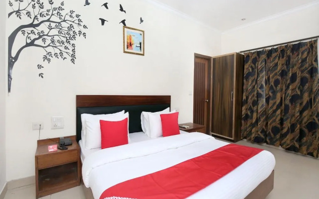 OYO 1950 Hotel Supreme