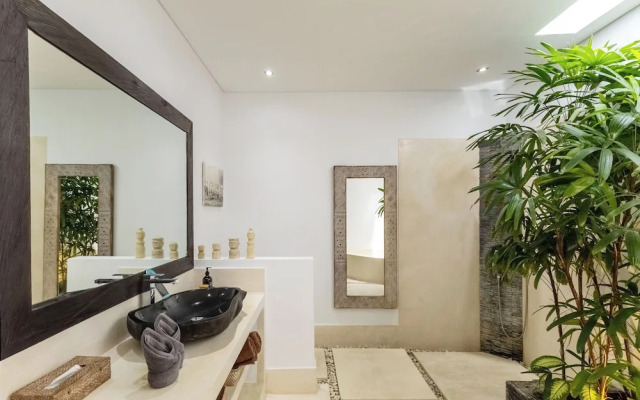 Villa Naema - 4 BR Private Villa