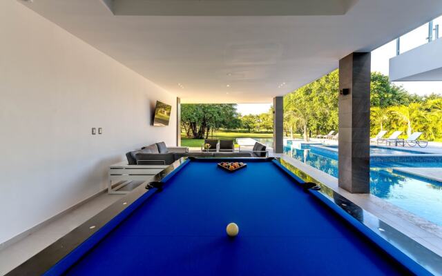 Ultra Modern Villa with Chef & Maid