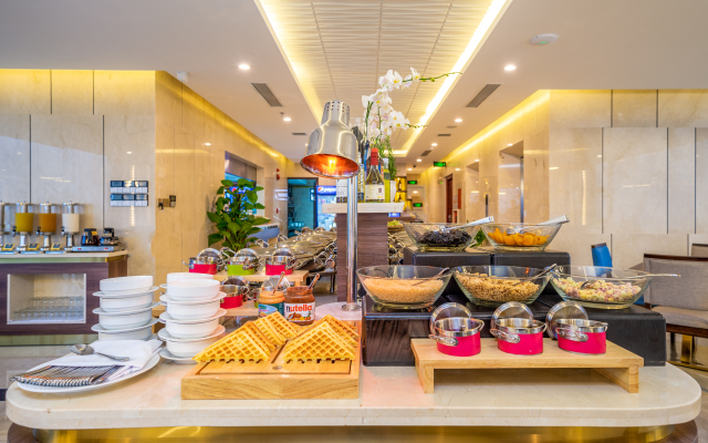 Grand Gold Hotel