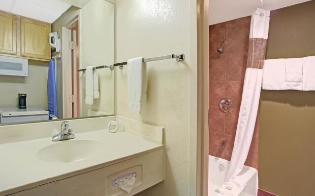 Super 8 Wheat Ridge/Denver West