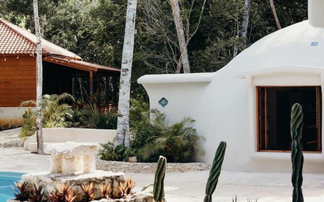 Eco Lodge by Biwa