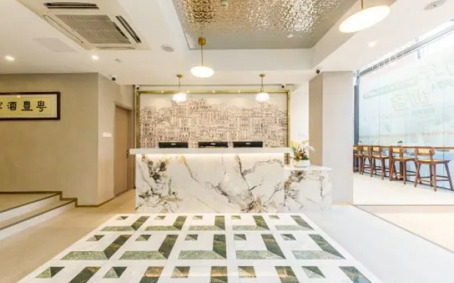 Aoya Buyu Apartment (Guangzhou Zhongda Subway Station Cotton Tree Tree Zhongdamen Branch) – Hotel Rooms – Guangzhou