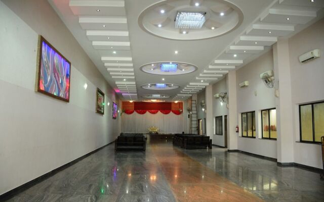 Hotel Orient Palace