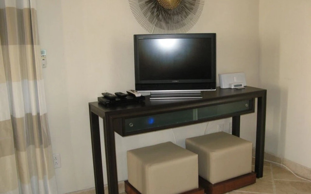 Sky Beach Club Bungalow 1 Bedroom Cabin