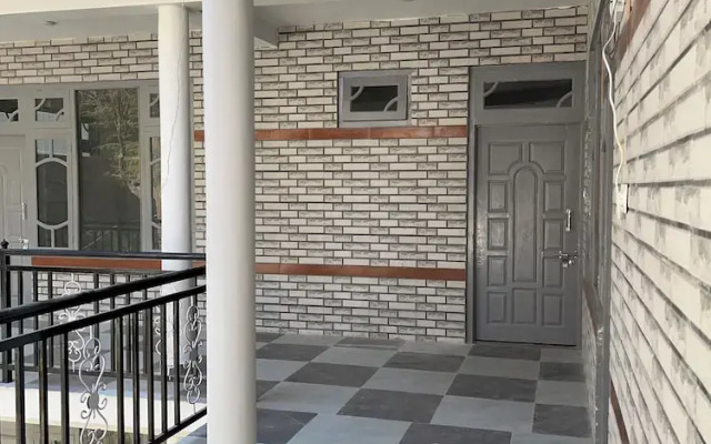 HOM House of MannMauji Riverside