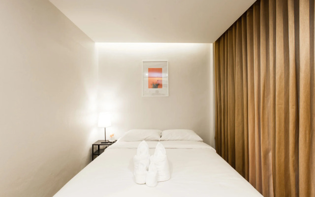 Metro Hotel