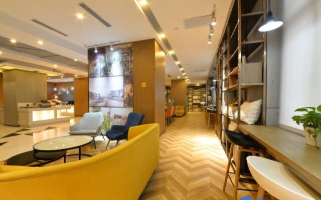 Atour Hotel (Harbin Haxi University of technology subway station)