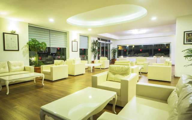 Sun Bay Park Hotel
