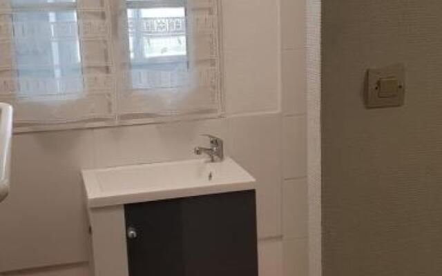 Gazelle Guest House and Art Gallery