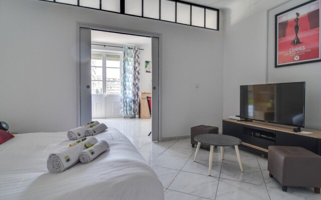 Le Palais Apartment 2
