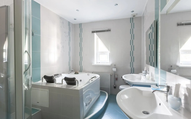 Дом Звезда 2000