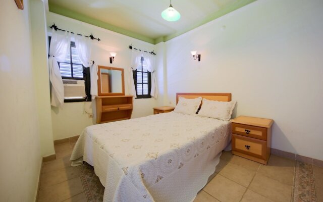May Garden Club Hotel
