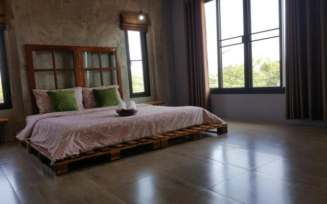 Baan Canalee