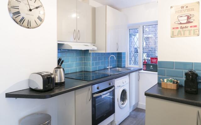 The Addenbrooke's Suite (Peymans)