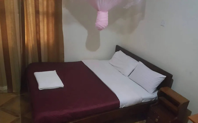 Lucia Villas Mbale