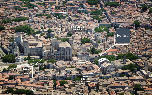 Kyriad Avignon Palais Des Papes