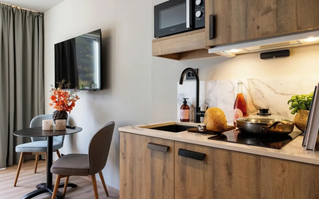 Stryn House - Hotel & Apartments