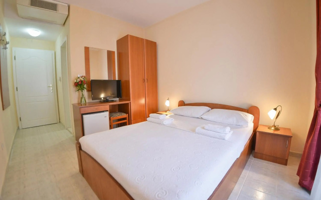 Hotel Podostrog