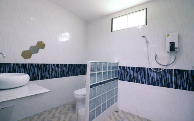 Padaeng Mountain View Resort