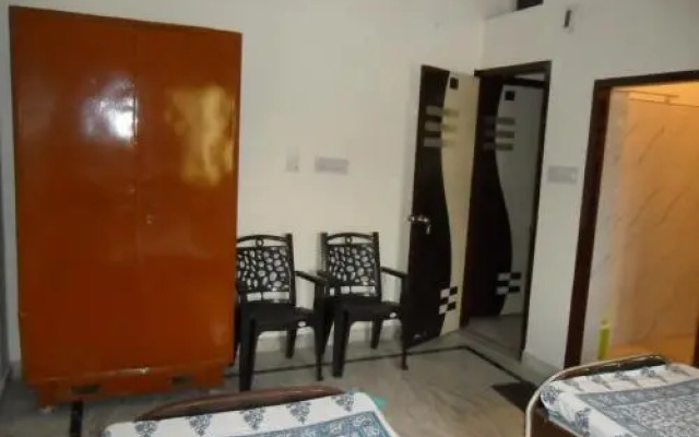 Raghav's Royal Residency