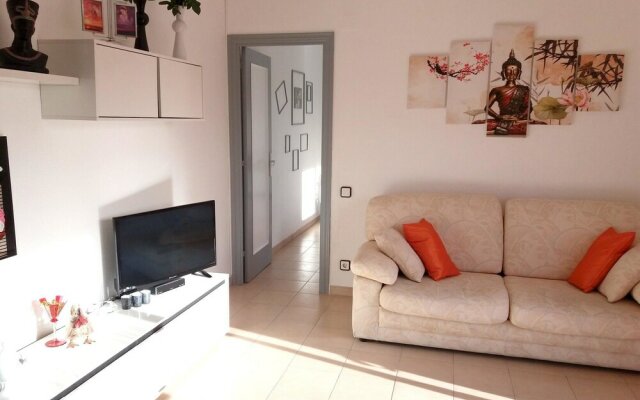 Apartment With 2 Bedrooms in La Pineda, With Wonderful City View, Pool