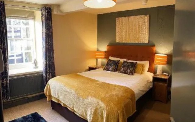 The Coach and Horses Inn