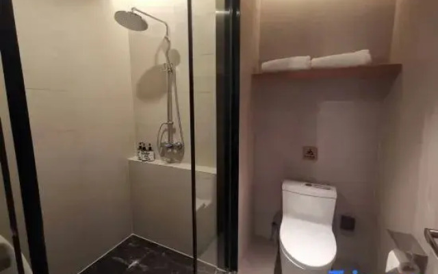 Homeinn Selected Hotel (Baise Longlin Yingbin Road Bus Terminal)