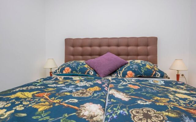 Apartment Beautiful garden